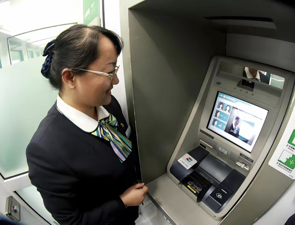 秦皇岛广州医保卡提取现金(广州医保卡提取现金怎么提)